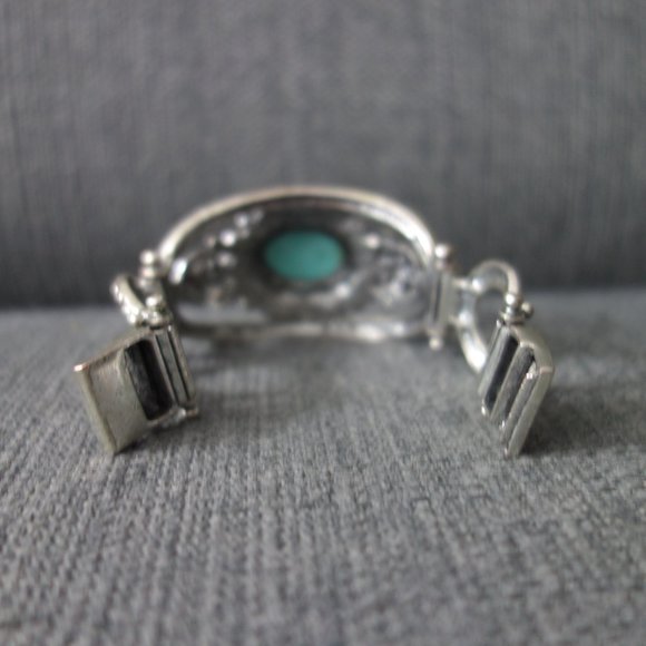Metal Bracelet with Stone and Magnet Clasp - Picture 7 of 15
